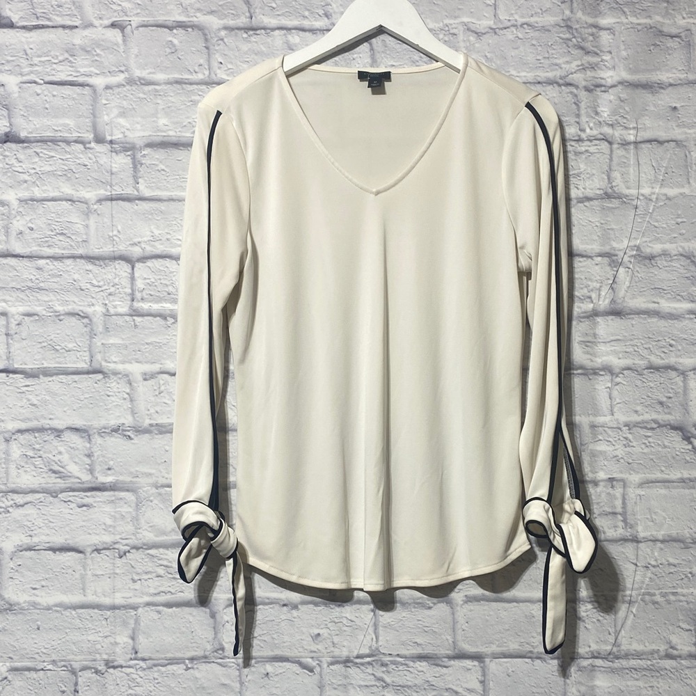 Ann Taylor Elegant Cream V-Neck Blouse